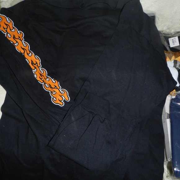 NEW Bleach Ichigo Orange Flame 20th Anniversary Adult Long Sleeve T-Shirt NWT - Picture 11 of 16